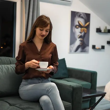 J&s Apartment